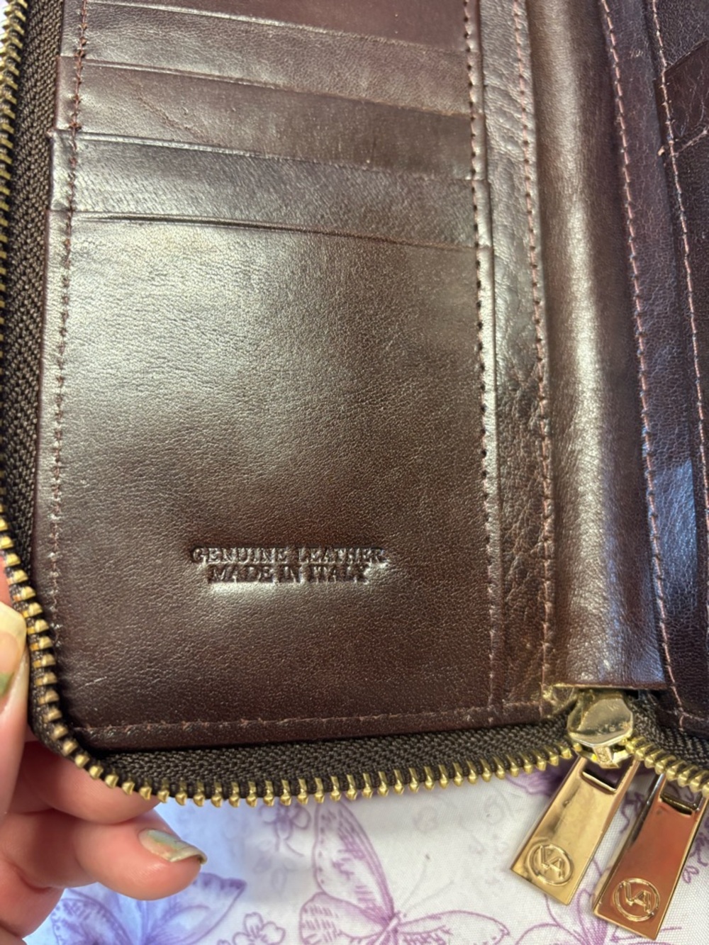 🌀Valentina Brown Embossed Leather Zip Wallet - Picture 5 of 6